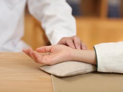 神经衰弱心肾不交要治多久？3因素帮你加速恢复