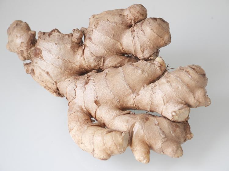 痰湿体质冬天喝生姜水：避坑要点与正确喝法