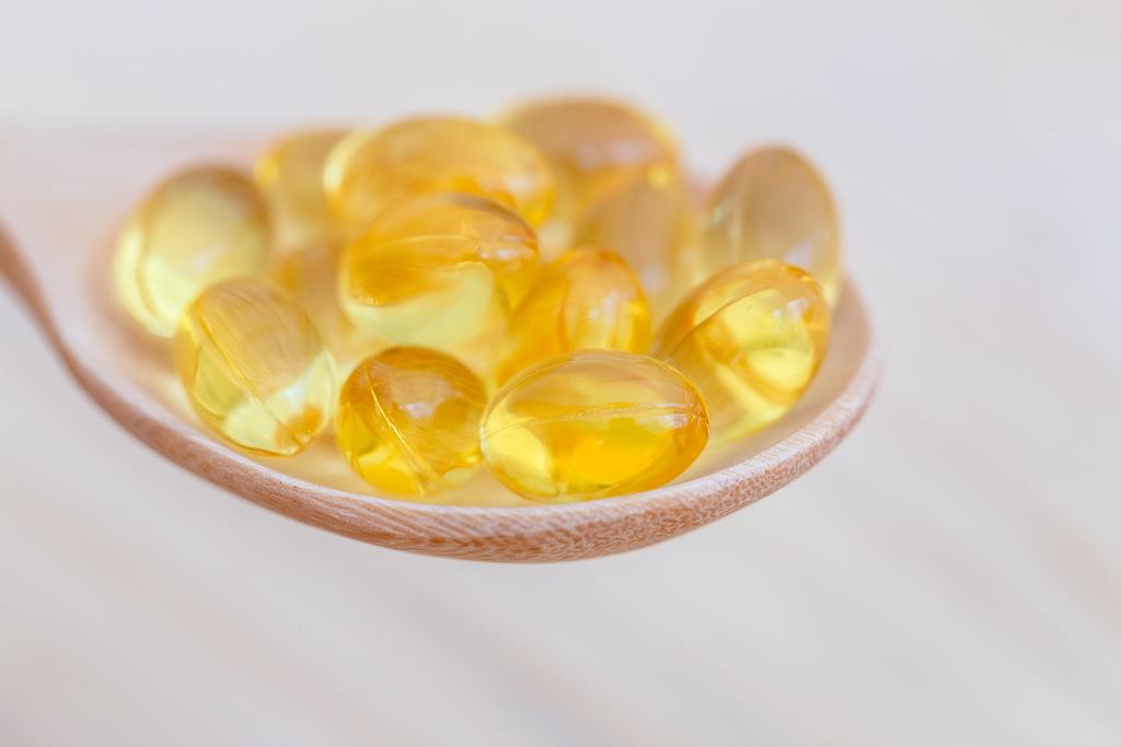 鱼油功效揭秘：科学补充Omega-3，避免养生误区